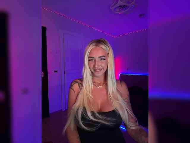 -AmazingBlonde- Sex Cam Show