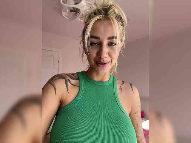 Модель: -AmazingBlonde-