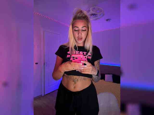 -AmazingBlonde- Sex Cam Show