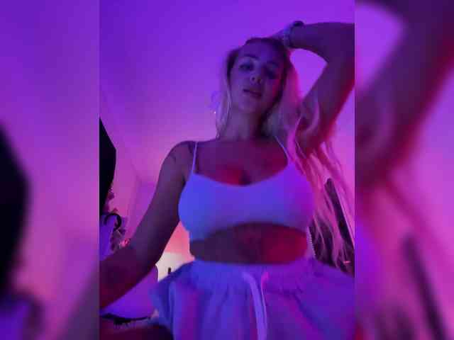 Модель: -AmazingBlonde-