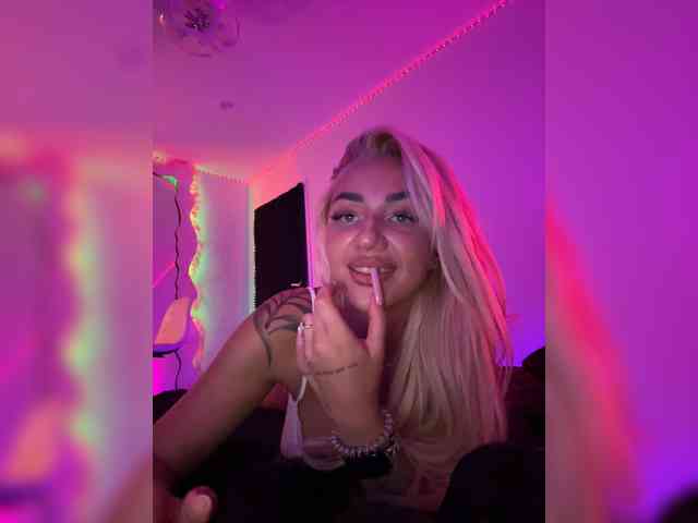 -AmazingBlonde- Sex Cam Show