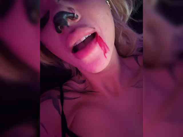 -AmazingBlonde-