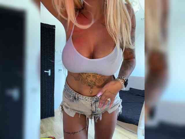 -AmazingBlonde- Sex Cam Show