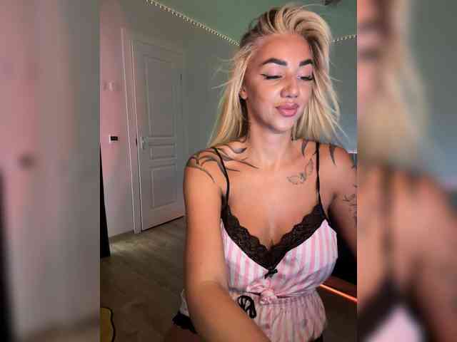 -AmazingBlonde- Sex Cam Show