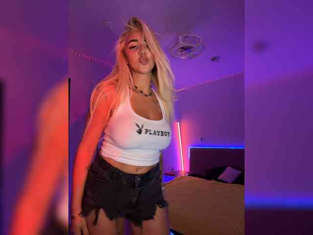 -AmazingBlonde- Sex Cam Show