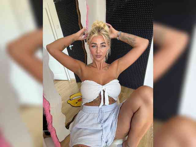 -AmazingBlonde- Sex Cam Show