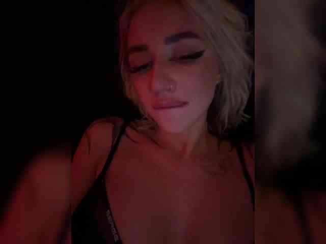 Модель: -AmazingBlonde-