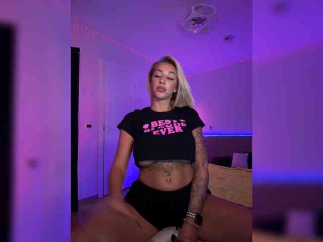 -AmazingBlonde- Sex Cam Show