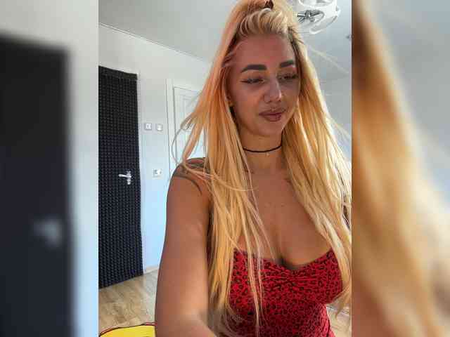 -AmazingBlonde- Sex Cam Show