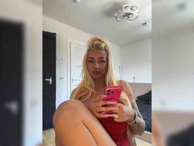 -AmazingBlonde- Sex Cam Show