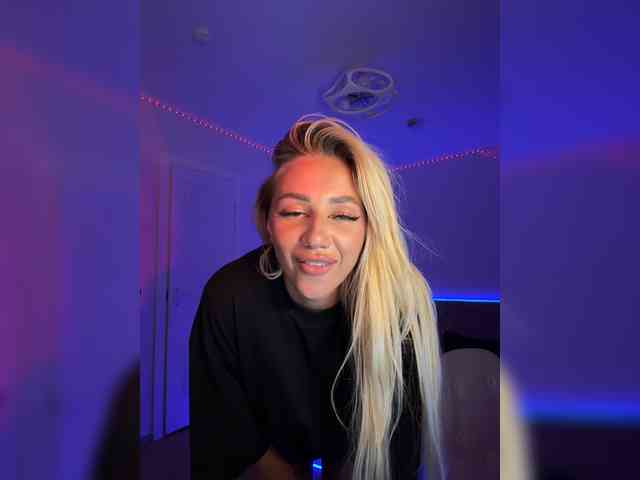 -AmazingBlonde- Sex Cam Show