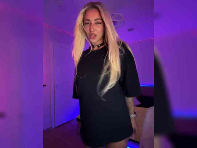 -AmazingBlonde- Sex Cam Show