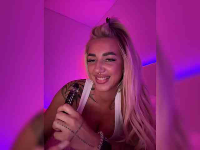 Модель: -AmazingBlonde-
