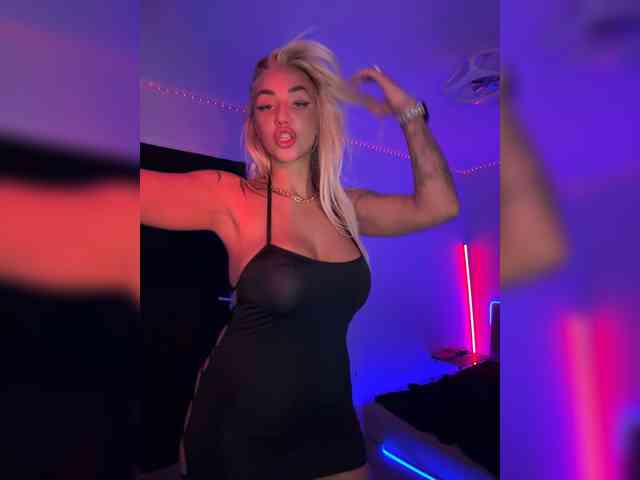 -AmazingBlonde- Sex Cam Show
