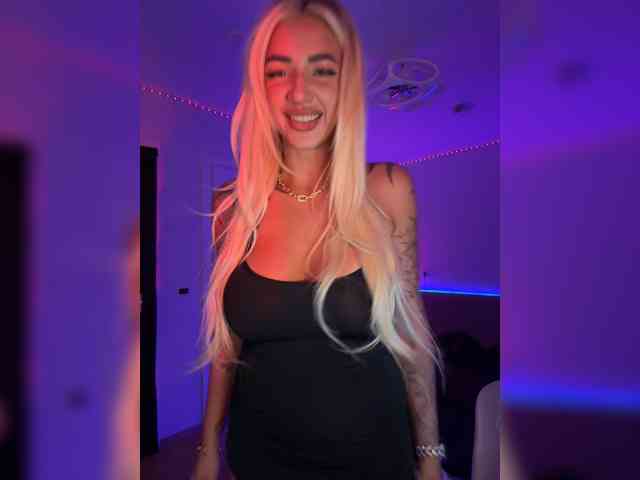 -AmazingBlonde- Sex Cam Show