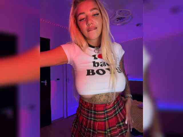 -AmazingBlonde- Sex Cam Show