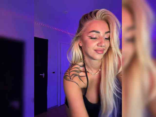 -AmazingBlonde- Sex Cam Show