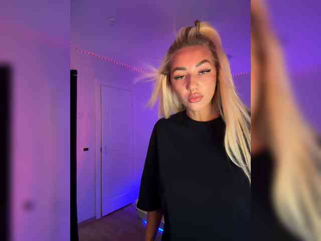 -AmazingBlonde- Sex Cam Show