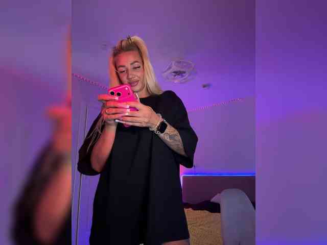 -AmazingBlonde- Sex Cam Show