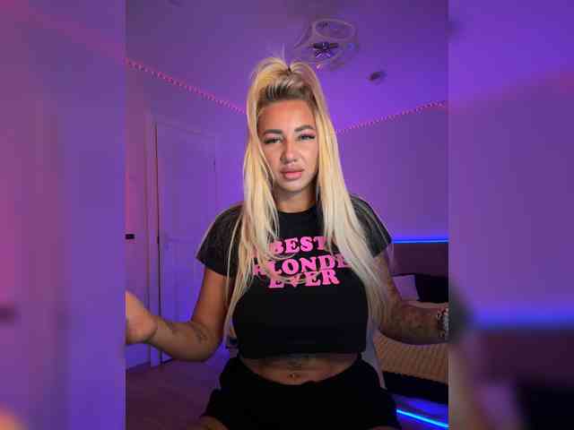 -AmazingBlonde- Sex Cam Show