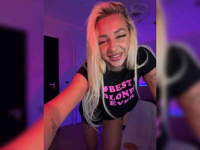 -AmazingBlonde- Sex Cam Show