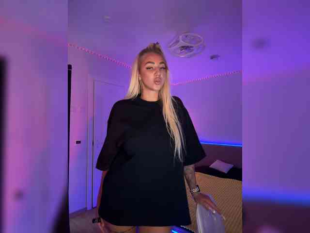 -AmazingBlonde- Sex Cam Show