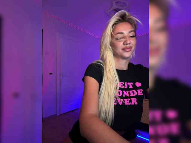 -AmazingBlonde- Sex Cam Show