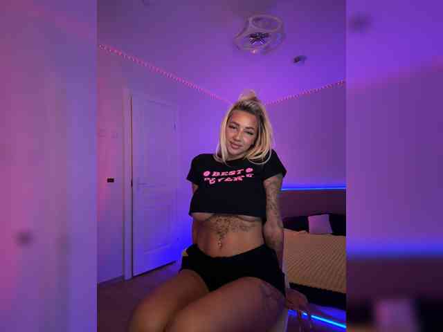 -AmazingBlonde- Sex Cam Show