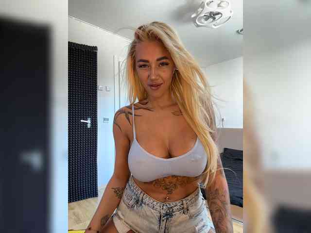 -AmazingBlonde- Sex Cam Show