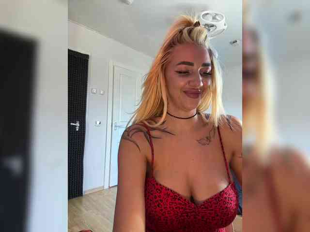 -AmazingBlonde- Sex Cam Show