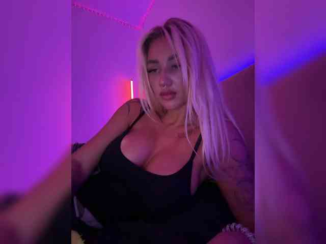 -AmazingBlonde- Sex Cam Show