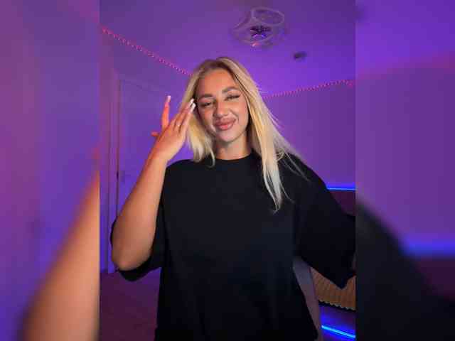 -AmazingBlonde- Sex Cam Show