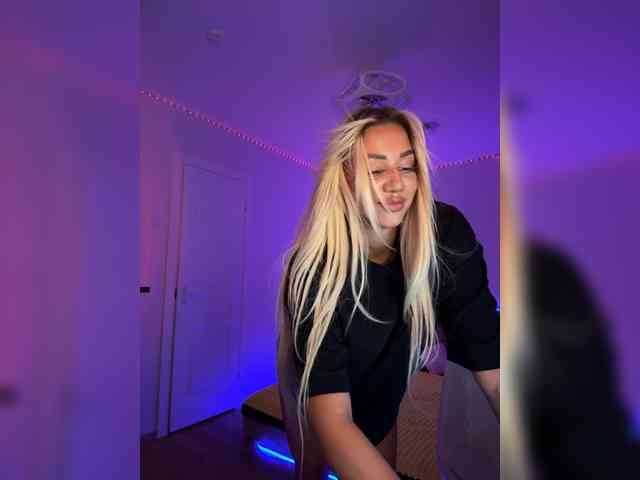 -AmazingBlonde- Sex Cam Show