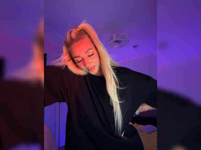 -AmazingBlonde- Sex Cam Show
