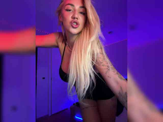 -AmazingBlonde- Sex Cam Show