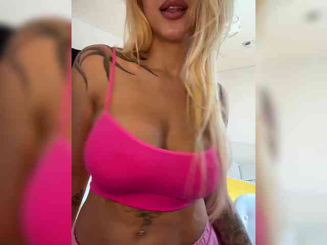 -AmazingBlonde- webcam