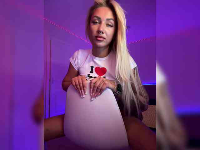 -AmazingBlonde- Sex Cam Show