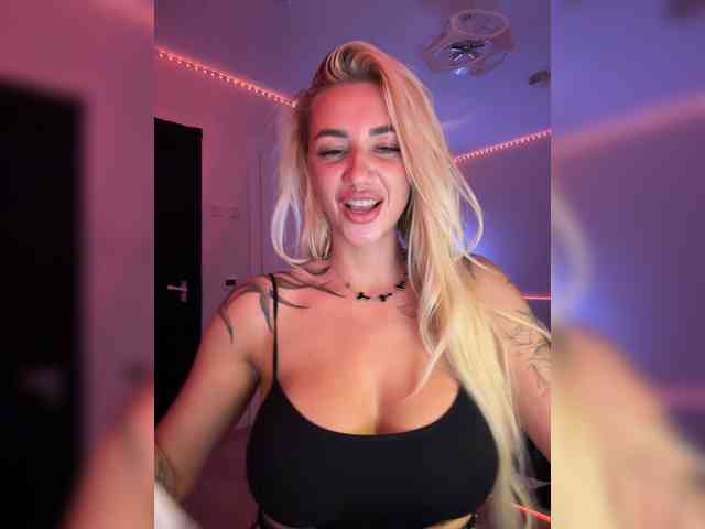 -AmazingBlonde- webcam