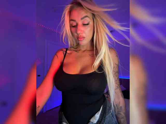 -AmazingBlonde- Sex Cam Show