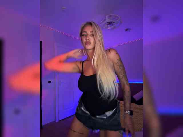 -AmazingBlonde- Sex Cam Show