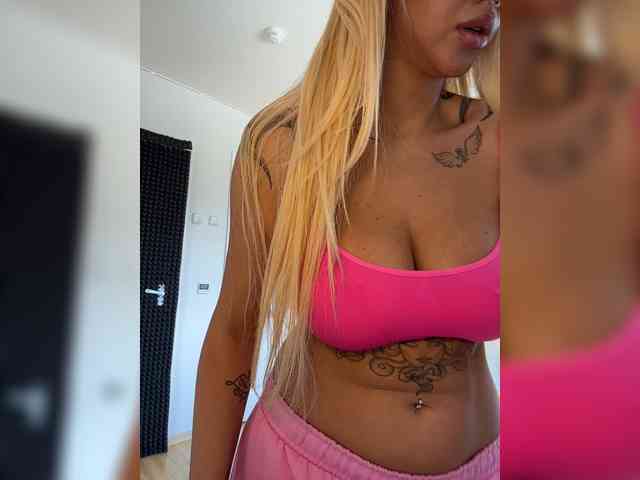 -AmazingBlonde- webcam