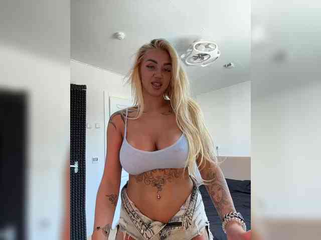 -AmazingBlonde- Sex Cam Show