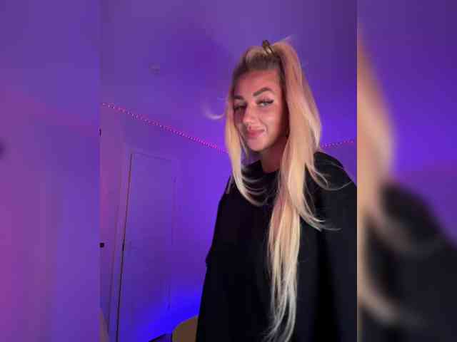 -AmazingBlonde- Sex Cam Show