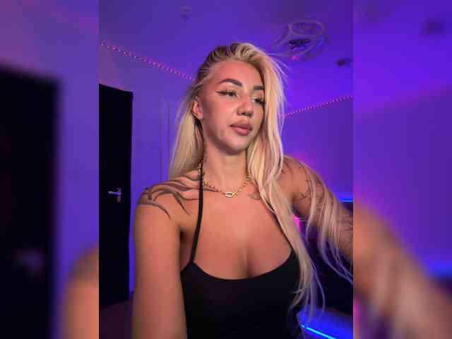 -AmazingBlonde- Sex Cam Show