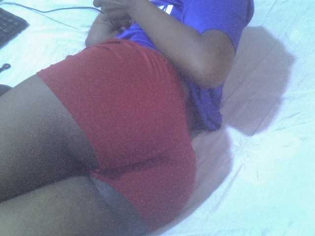 Tashabea live cam on BongaCams