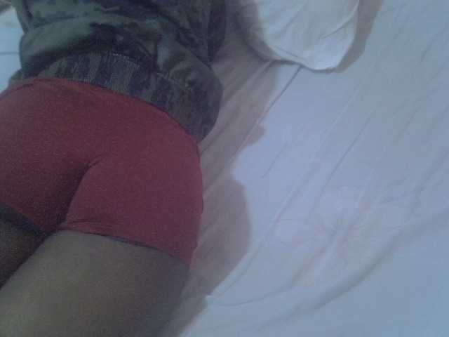 Tashabea live cam on BongaCams