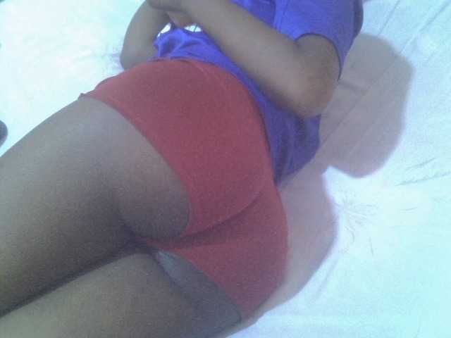 Tashabea live cam on BongaCams