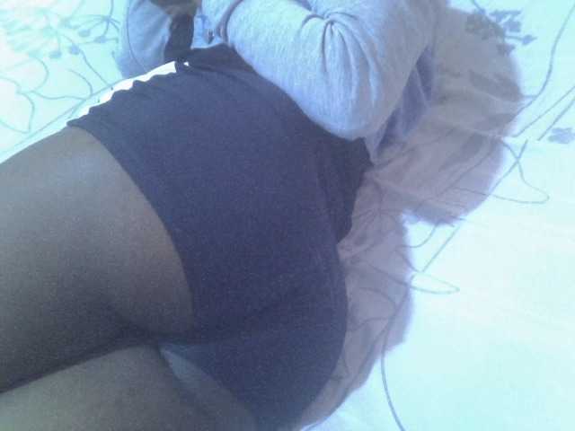 Tashabea live cam on BongaCams