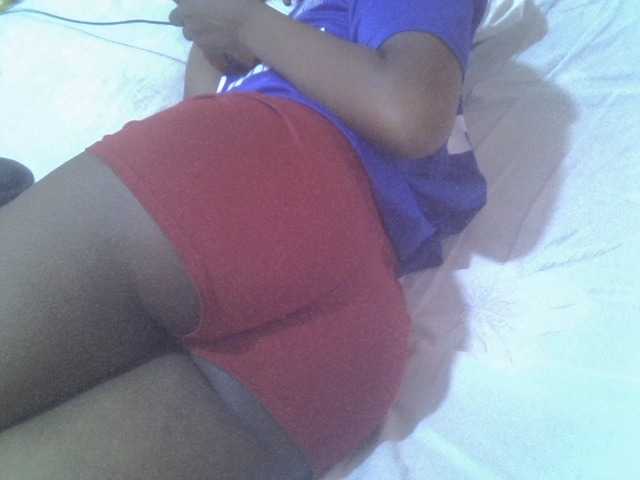 Tashabea live cam on BongaCams