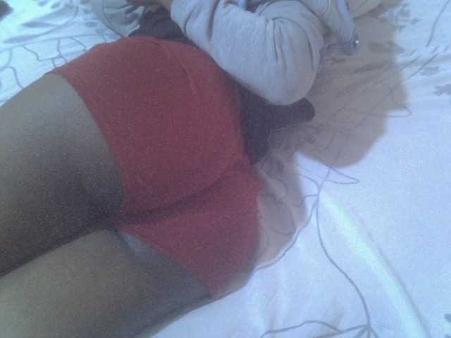 Tashabea live cam on BongaCams